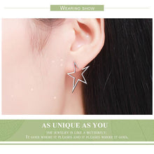 Load image into Gallery viewer, Exquisite star earrings
