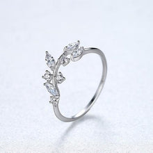 Load image into Gallery viewer, Leaf ring Resizable / Silver Trendystrike
