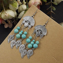 Load image into Gallery viewer, Vintage turquoise earrings
